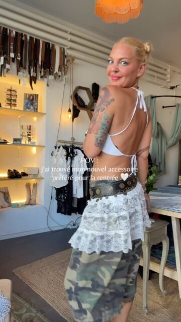 🤍 Ma nouvelle obsession de la rentrée : la dentelle.

J’ai trouvé mon nouvel accessoire préféré pour donner une autre dimension à mes looks 🤍🕊️
À superposer sur un jean, un bermuda, une jupe… bref, vous risquez de le voir souvent. ☁️✨

Et vous, vous validez la dentelle pour la rentrée ? 🤍

🕰 Horaires du shop
Jeudi & vendredi · 14h–19h
Samedi · 10h–18h

📍 Lisou Street Vintage — Lausanne