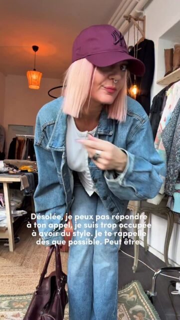 📵 C’est pas la peine de m’appeler, je suis trop occupée à distiller le style. ✨🖤

Pièces vintage uniques, attitude affirmée,
et silhouettes 80s–90s qui parlent d’elles-mêmes.

📍 Lisou Street Vintage
Avenue de Béthusy 38B, Lausanne

🕰️ Horaires de la boutique :
🖤 Mercredi : 14h – 19h
🤍 Jeudi : sur rendez-vous
🖤 Vendredi : 14h – 19h
🤍 Samedi : 11h – 18h

#lisoustreetvintage #distillerlestyle #toostylish
#piecesuniques #vintageshoplausanne
#80s90svibes #lausannevintage
#styledontcare #secondemain
#vintageaddict #shoplocal 🖤✨