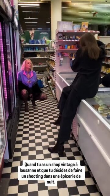 🛒✨ Lausanne after dark
Quand tu as un shop vintage à Lausanne, passionné des années 90’s, et que tu décides de faire un shooting dans une épicerie de nuit.
Vibe street, instinct vintage, lumière brute.

📍 Lisou Street Vintage
Avenue de Béthusy 38B
Lausanne

🕒 Horaires
🗓 Mercredi : 14h – 19h
📅 Jeudi : sur rendez-vous
🗓 Vendredi : 14h – 19h
🗓 Samedi : 11h – 18h

💿 80’s & 90’s vintage only
🧥 Pièces uniques, sélection pointue

#lisoustreetvintage #lausanne #lausanneshopping #vintageshop #vintagelausanne
#vintage90s #90sstyle #streetvintage #vintagestreet
#epiceriedenuit #streetvibes #afterdark
#conceptstore #vintagefashion #slowfashion #uniquepieces