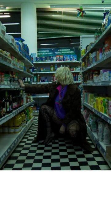 ❄️ SOLDES D’HIVER ❄️
Du 7 au 21 janvier
–30% sur tous les manteaux d’hiver 🧥🔥
👉 Uniquement en boutique

🥶 Vu qu’il fait très très froid, c’est le moment parfait pour investir dans un manteau bien chaud
🤍 Beaucoup de manteaux en peau lainée, ultra chauds et intemporels

📍 Lisou Street Vintage
38B Avenue de Béthusy, Lausanne

🕰 Horaires cette semaine :
• Mercredi 14h–19h
• Vendredi 14h–19h (9 & 10 janvier)
• Samedi 11h–18h

Premier arrivé, premier servi ❄️✨

#soldes #lausanne #vintage #manteaux #peaulainée winterstyle