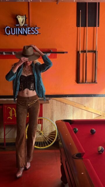 Got any festivals planned this summer? 🎶🍻

Serving looks, leather & attitude… this is just the beginning. 🖤
We’re not playing small over here.

Online drop — Sunday 8PM exclusively on the website ⏳
In-store drop — Saturday 11AM

📍 Lisou Street Vintage
Avenue de Béthusy 38B, Lausanne

#vintageleather #festivalstyle #lisoustreetvintage #vintagefashion #streetstyle